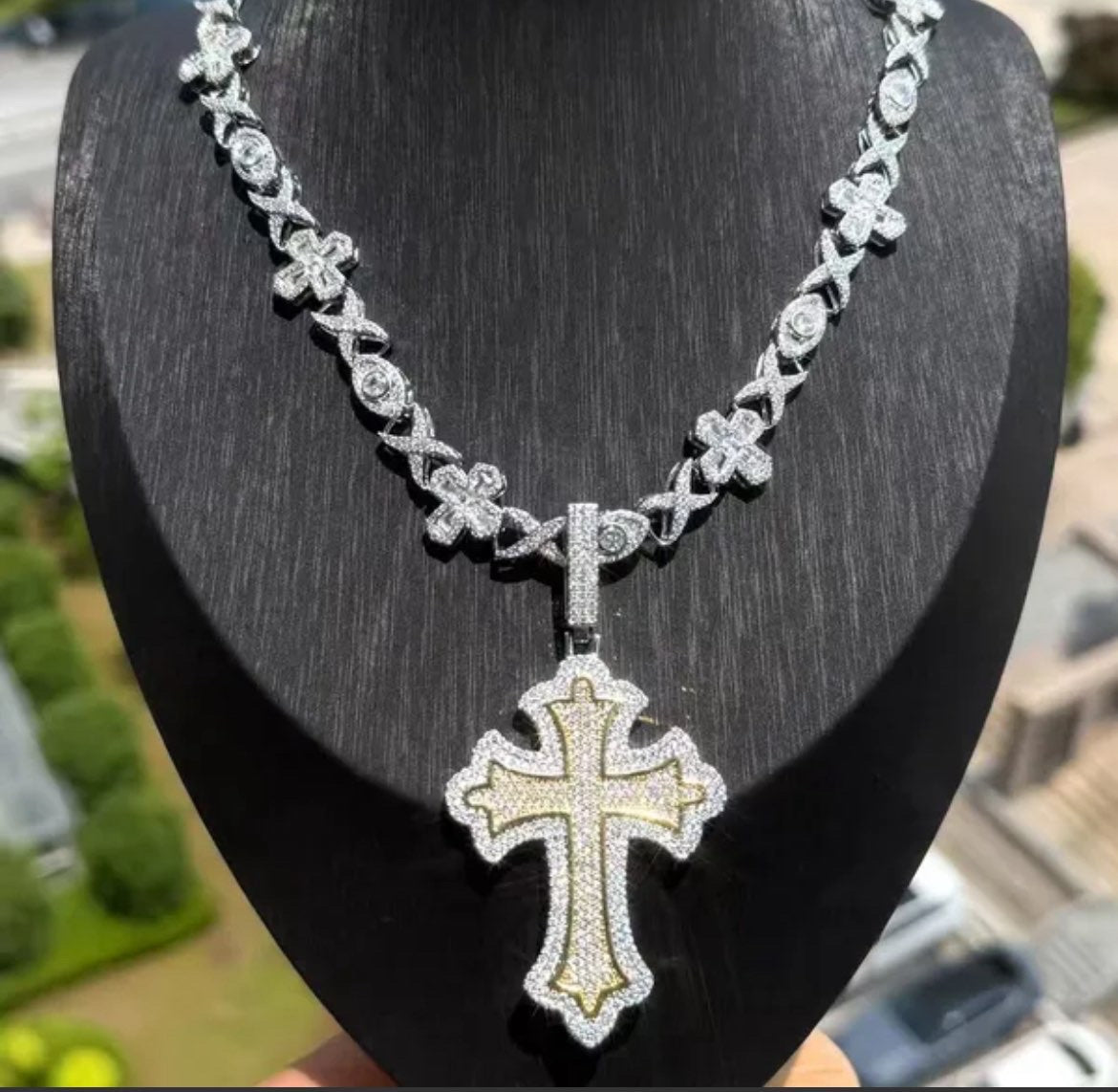 White Gold Outer Line Gold Cross With White Diamond Cross Chain